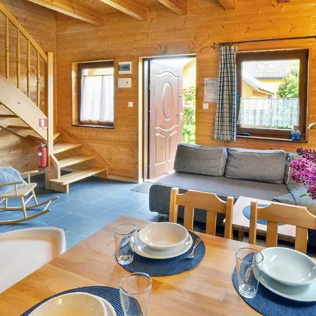 Apartment 2 Bedroom Beautiful Apartment In Bobolin